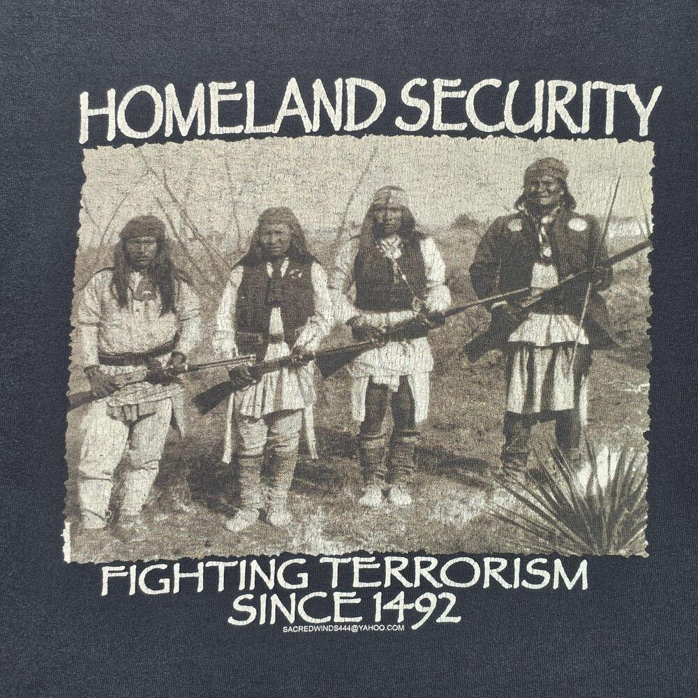 Vintage Y2K Homeland Security Fighting Terrorism Sitting Bull Hunkpapa Lakota XL - Picture 6 of 9